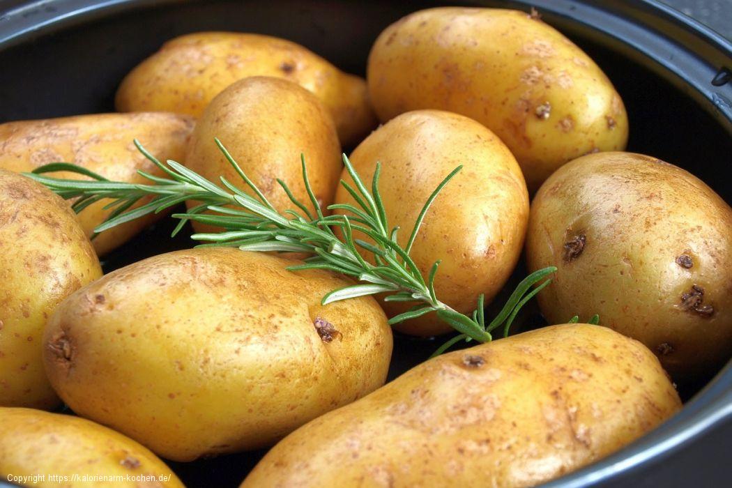 Pellkartoffeln mit Kräuterquark